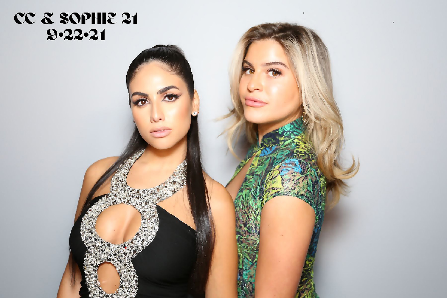 Color Beautifying Glam Photo Booth