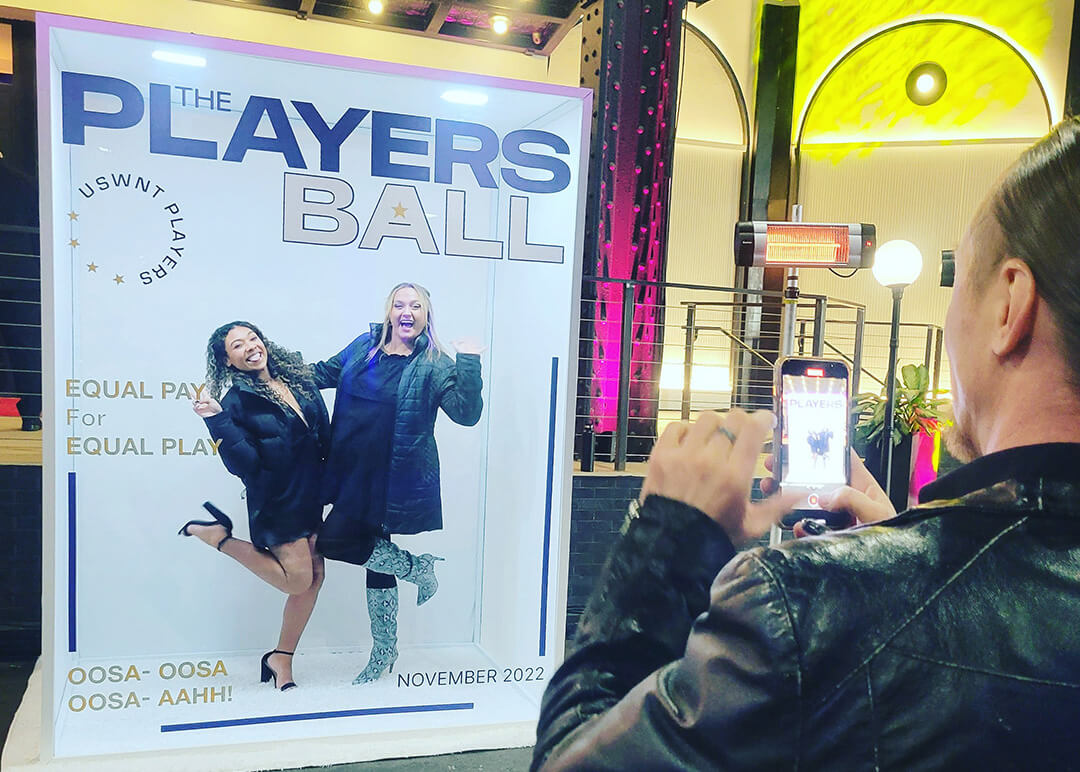 Magazine-Booth-Photo-MagBooth-NYC-New-York