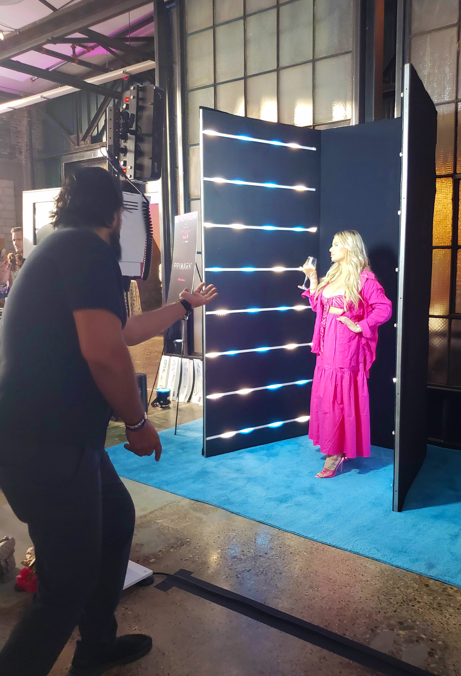 LED-Light-Room-Photo-Video-Booth-Rental-Company LED Light Room Photo Video Booth Rental Company