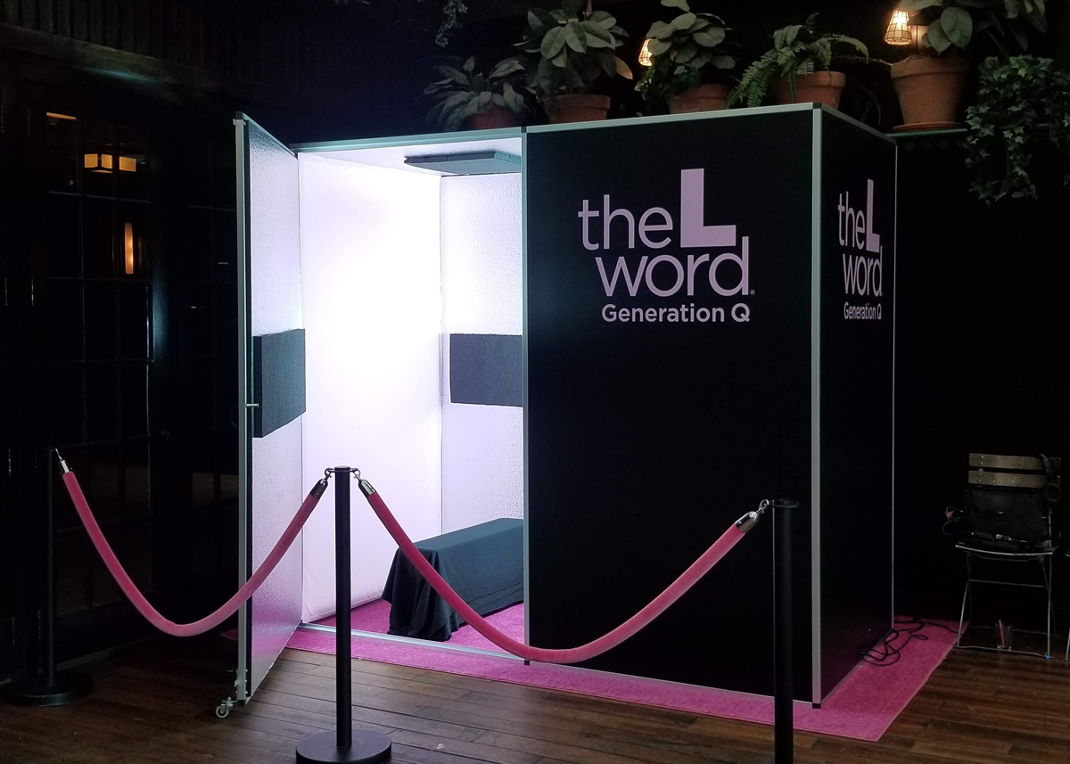 video testimonial recording booth