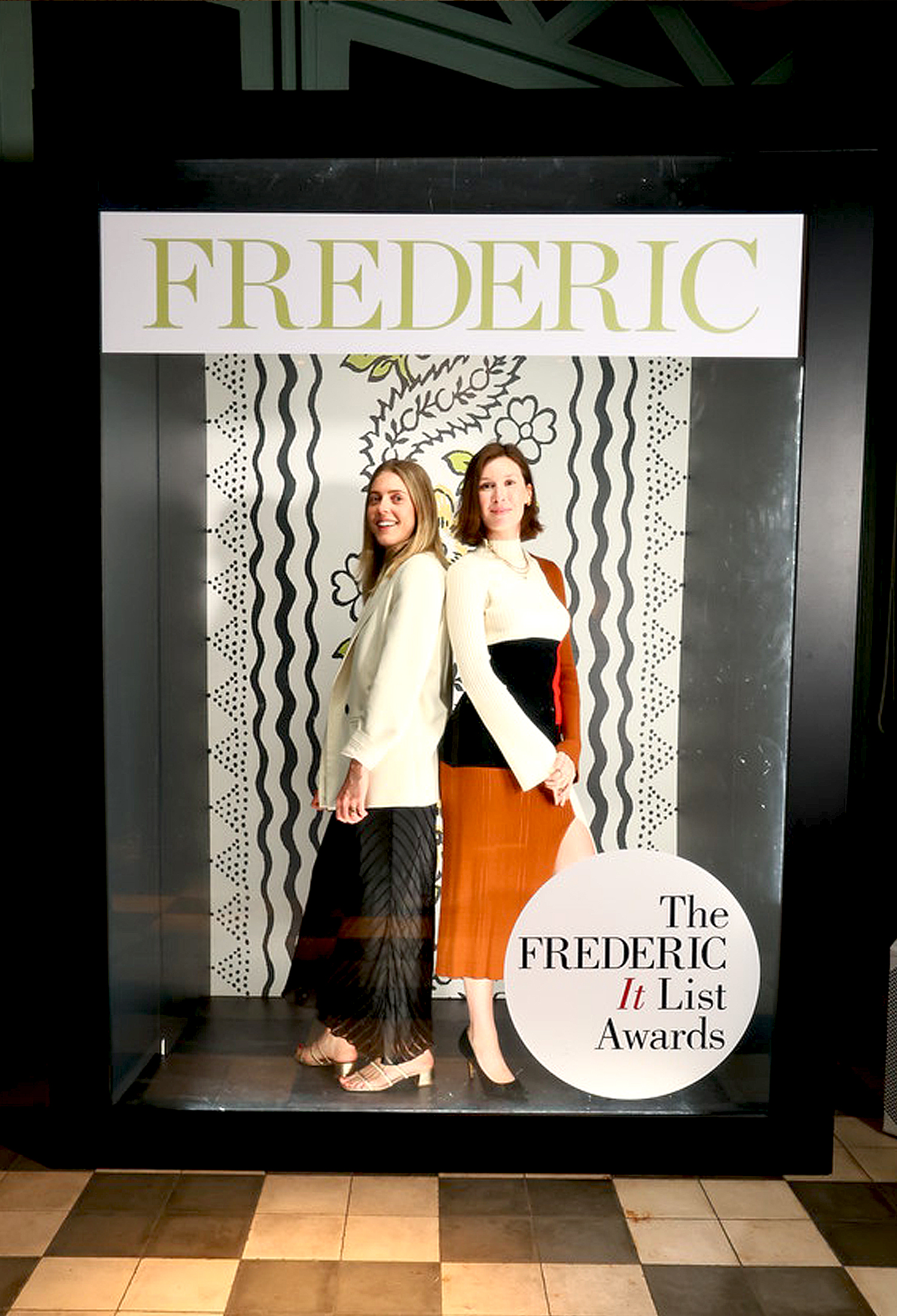 Frederic Magazine Photo Booth