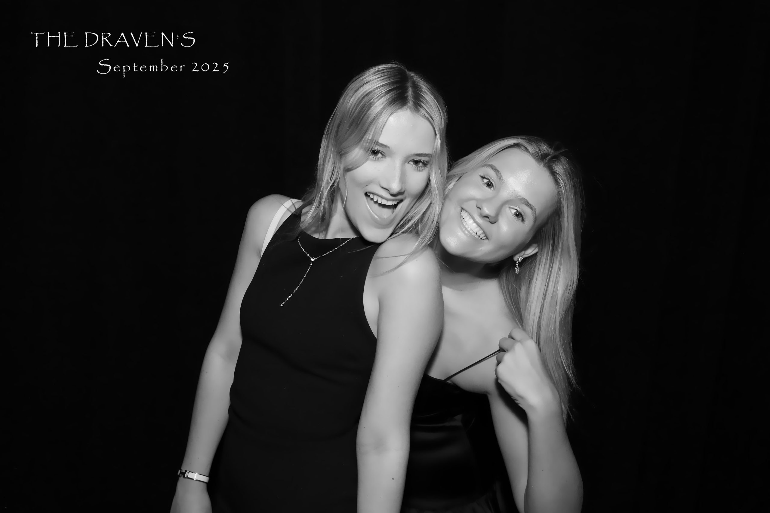 GLAMOUR BOOTH WITH BLACK BACKDROP NYC